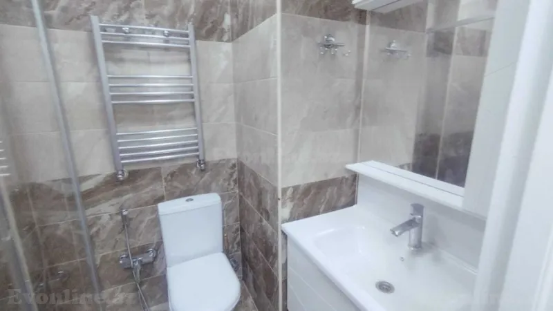 Satılır 3 otaqlı Mənzil Yeni tikili 60 m² Qara Qarayev m. - şəkil 23