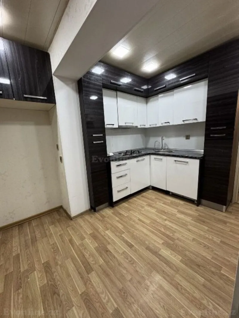 Satılır 3 otaqlı Mənzil Köhnə tikili 90 m² 9-cu mikrorayon - şəkil 8