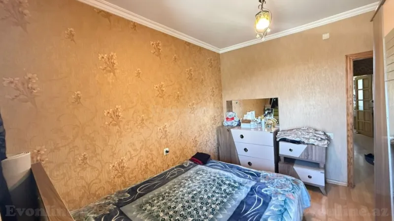 Satılır 2 otaqlı Mənzil Köhnə tikili 60 m² Suraxanı r. - şəkil 4