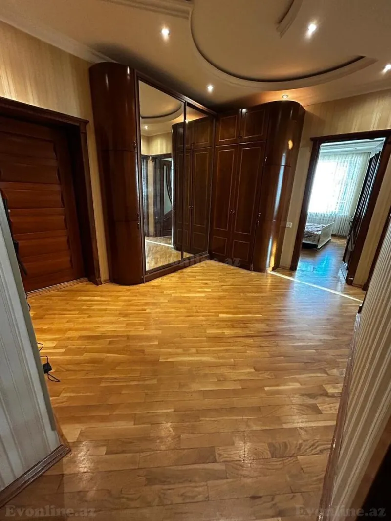 Kirayə verilir 4 otaqlı Mənzil Yeni tikili 162 m² Nərimanov r. - şəkil 14