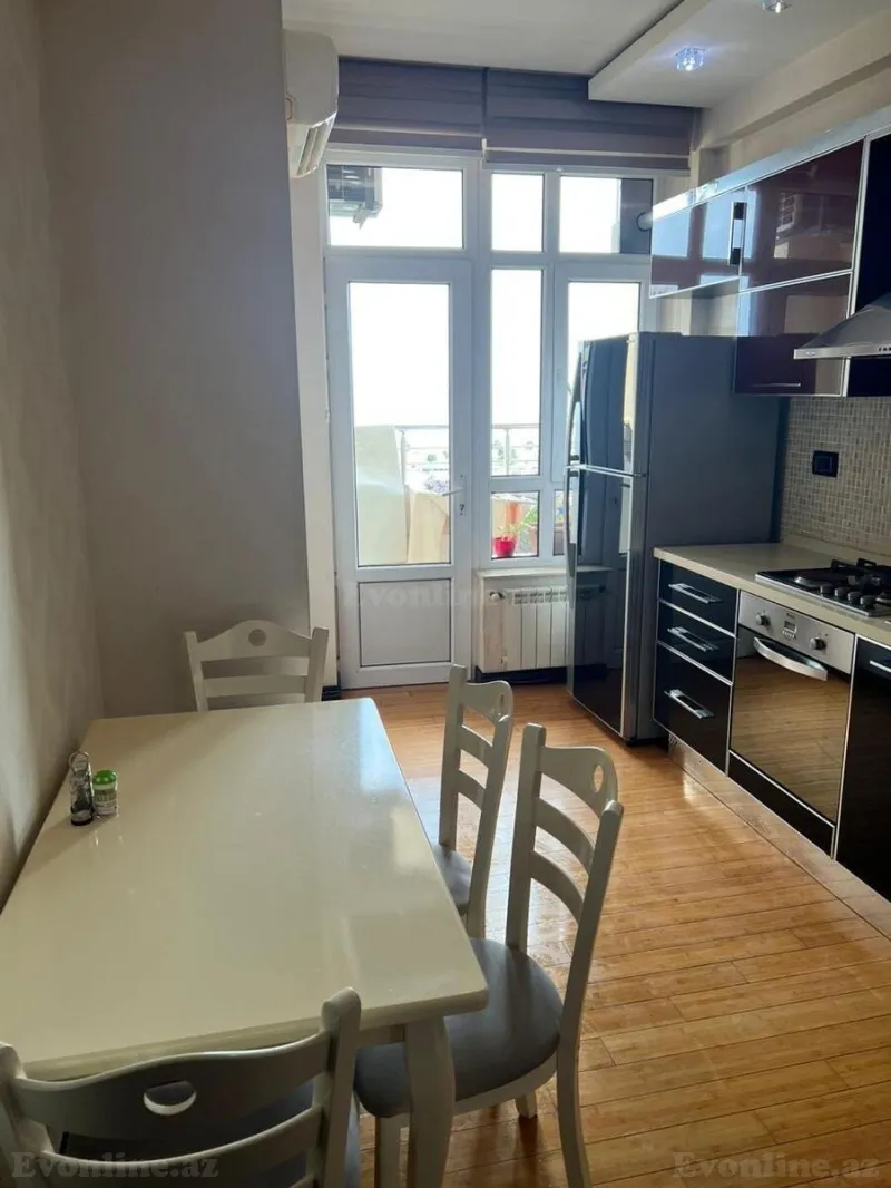 Kirayə verilir 2 otaqlı Mənzil Yeni tikili 85 m² Xətai m. - şəkil 3