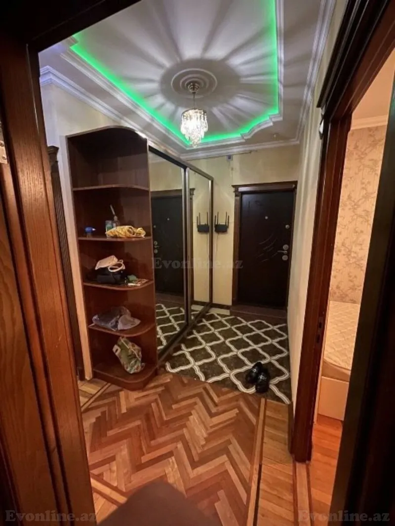 Satılır 3 otaqlı Mənzil Köhnə tikili 90 m² 8-ci mikrorayon - şəkil 3