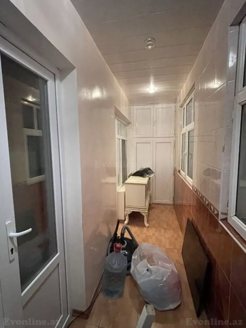 Satılır 3 otaqlı Mənzil Köhnə tikili 90 m² 8-ci mikrorayon - şəkil 9