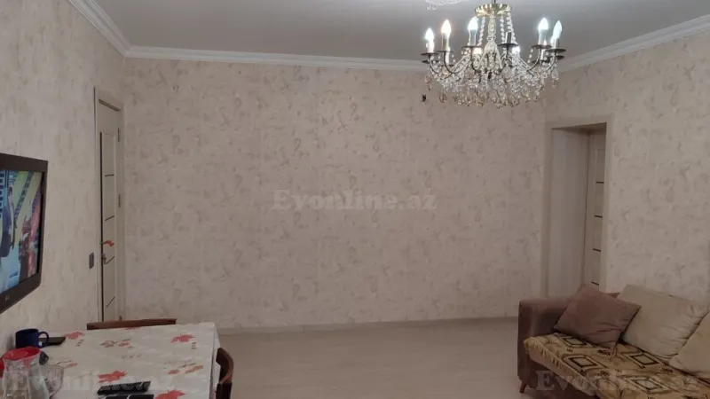 Satılır 4 otaqlı Mənzil Köhnə tikili 105 m² Neftçilər m. - şəkil 4