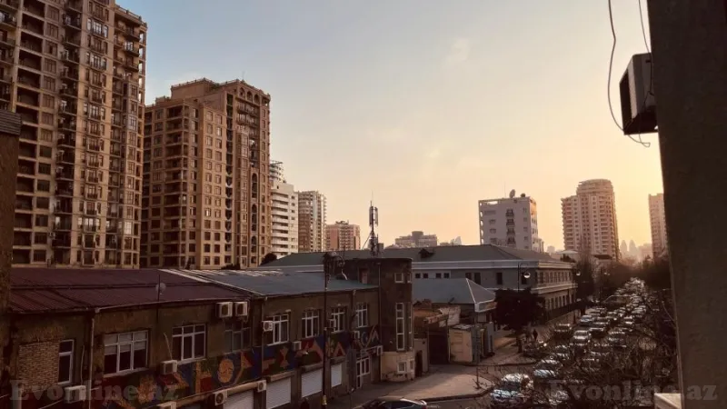 Satılır 5 otaqlı Mənzil Yeni tikili 171 m² Nəsimi r. - şəkil 2