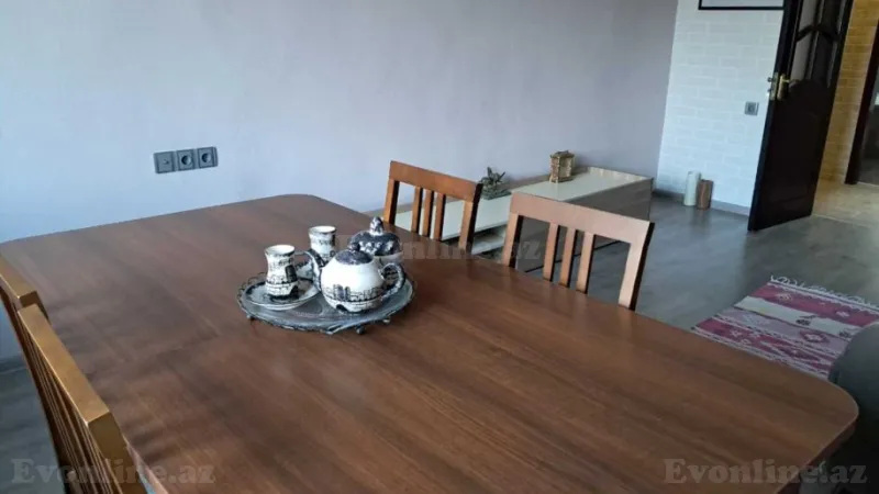 Satılır 2 otaqlı Mənzil Köhnə tikili 75 m² İçərişəhər m. - şəkil 4