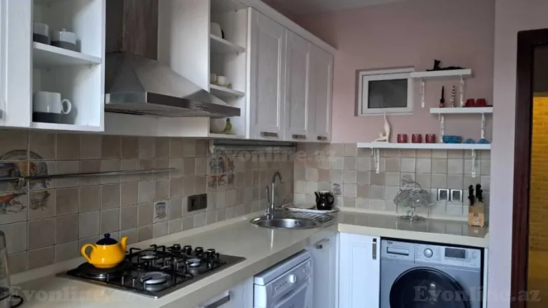 Satılır 2 otaqlı Mənzil Köhnə tikili 75 m² İçərişəhər m. - şəkil 6