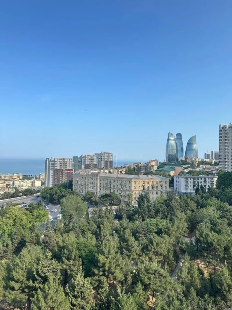 Kirayə verilir 3 otaqlı Mənzil Yeni tikili 115 m² İçərişəhər m. - şəkil 8