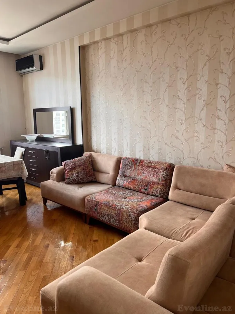 Satılır 2 otaqlı Mənzil Yeni tikili 70 m² Memar Əcəmi m. - şəkil 6