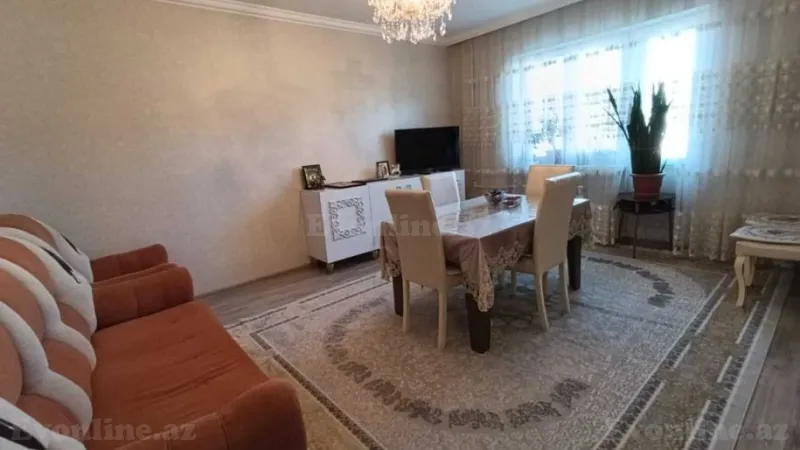 Satılır 4 otaqlı Mənzil Köhnə tikili 90 m² Sabunçu r.