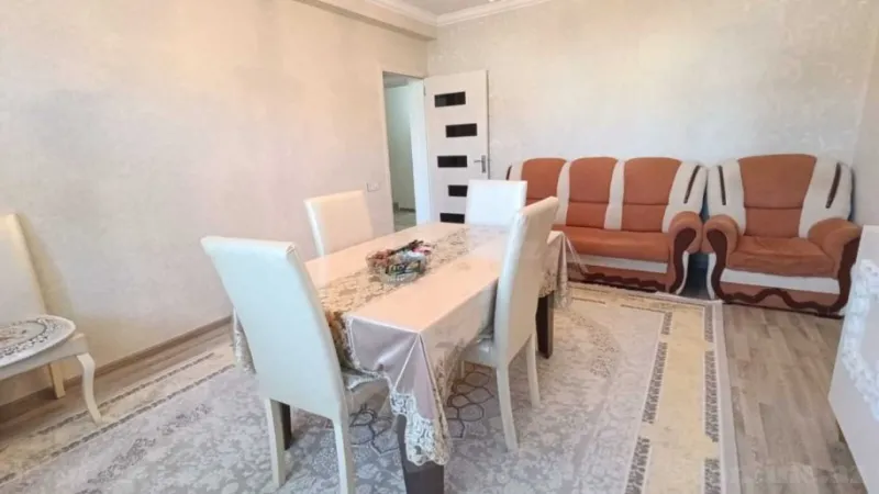 Satılır 4 otaqlı Mənzil Köhnə tikili 90 m² Sabunçu r. - şəkil 3