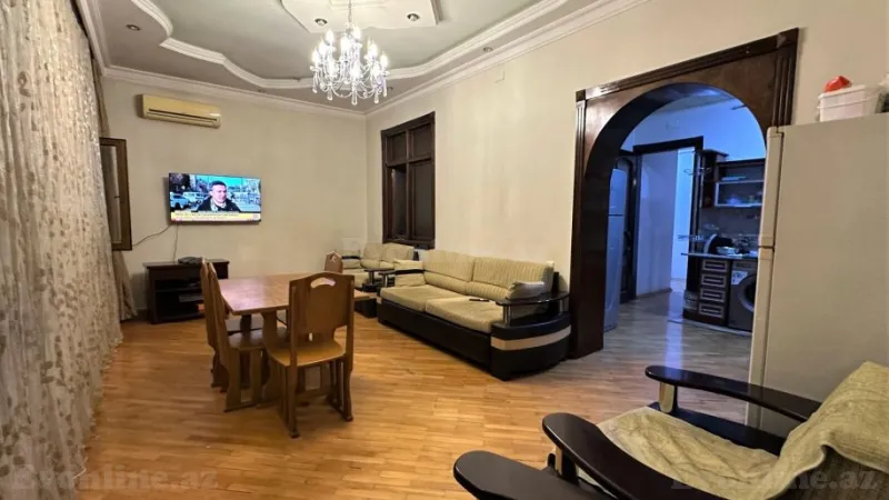 Satılır 4 otaqlı Mənzil Köhnə tikili 110 m² Nərimanov r. - şəkil 2