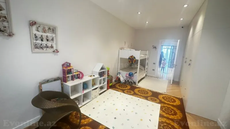 Satılır 3 otaqlı Mənzil Yeni tikili 160 m² 8 Noyabr m. - şəkil 8