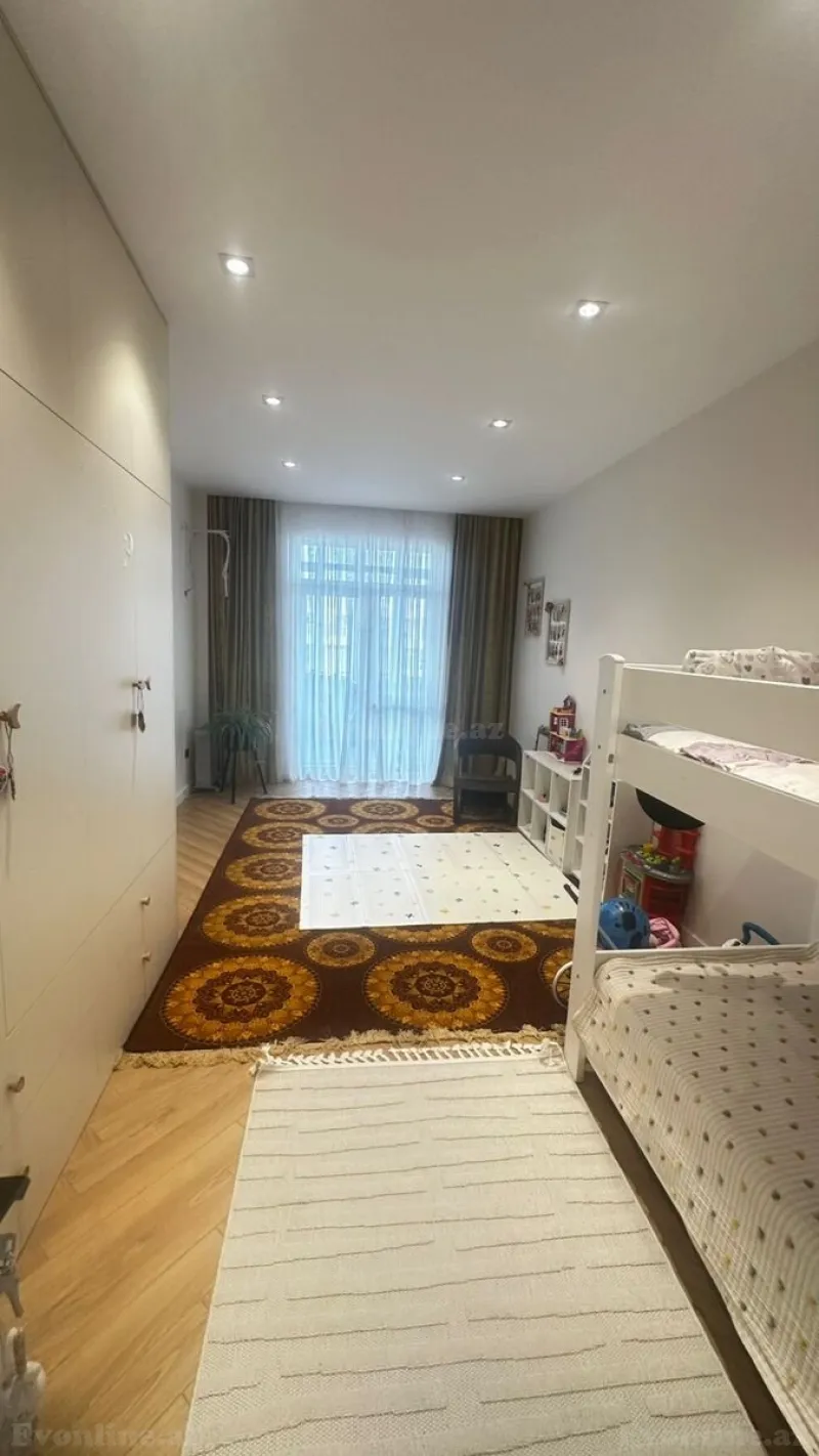 Satılır 3 otaqlı Mənzil Yeni tikili 160 m² 8 Noyabr m. - şəkil 9