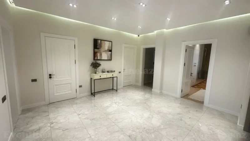 Satılır 3 otaqlı Mənzil Yeni tikili 160 m² 8 Noyabr m. - şəkil 18