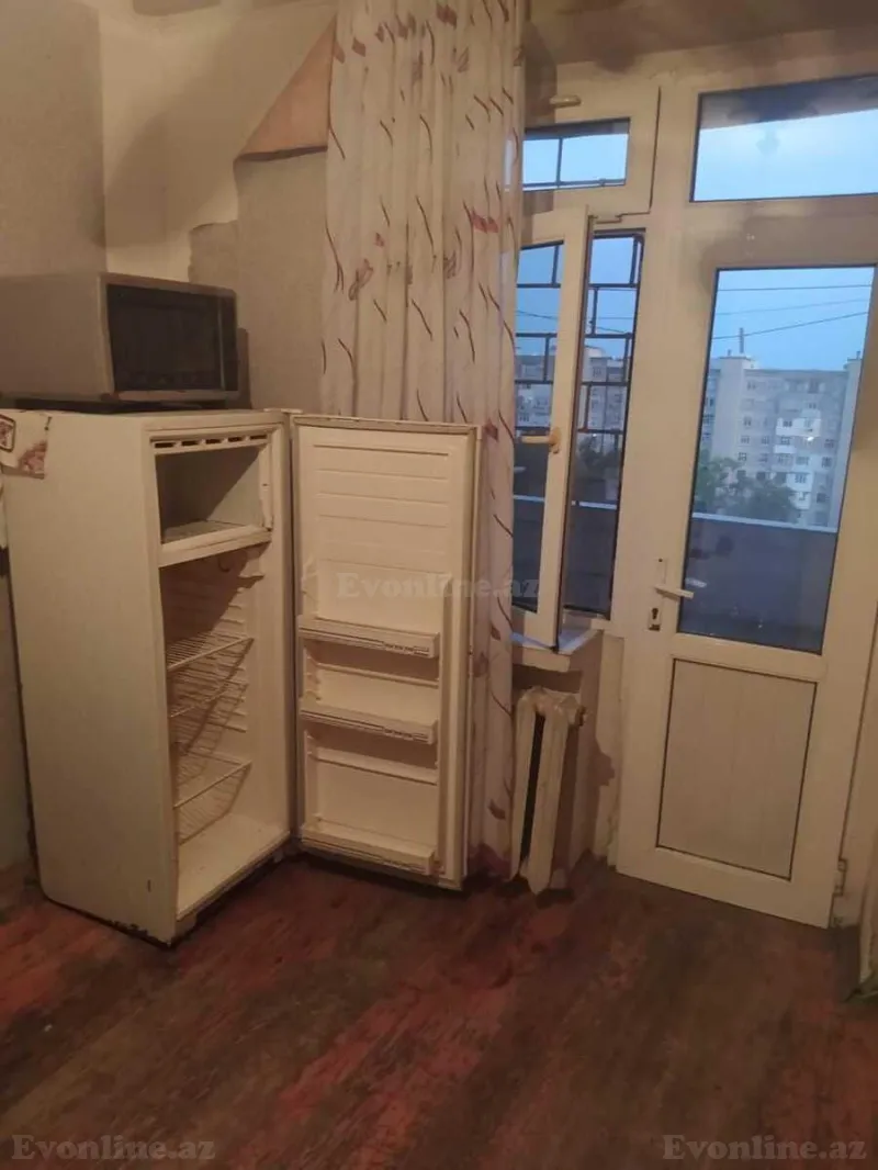 Satılır 3 otaqlı Mənzil Köhnə tikili 70 m² Xalqlar Dostluğu m. - şəkil 10