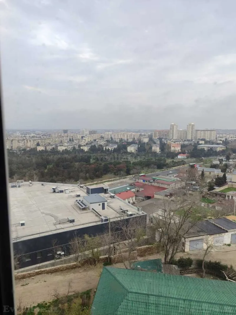 Satılır 4 otaqlı Mənzil Köhnə tikili 105 m² Neftçilər m. - şəkil 11