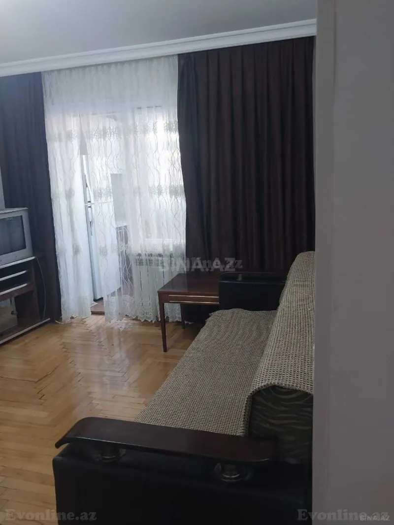 Kirayə verilir 3 otaqlı Mənzil Köhnə tikili 60 m² Neftçilər m. - şəkil 6