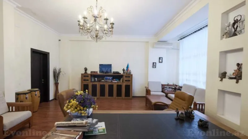 Satılır Ofis 167 m² Elmlər Akademiyası m. - şəkil 2