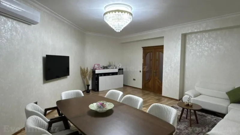 Satılır 3 otaqlı Mənzil Yeni tikili 120 m² Neftçilər m. - şəkil 6