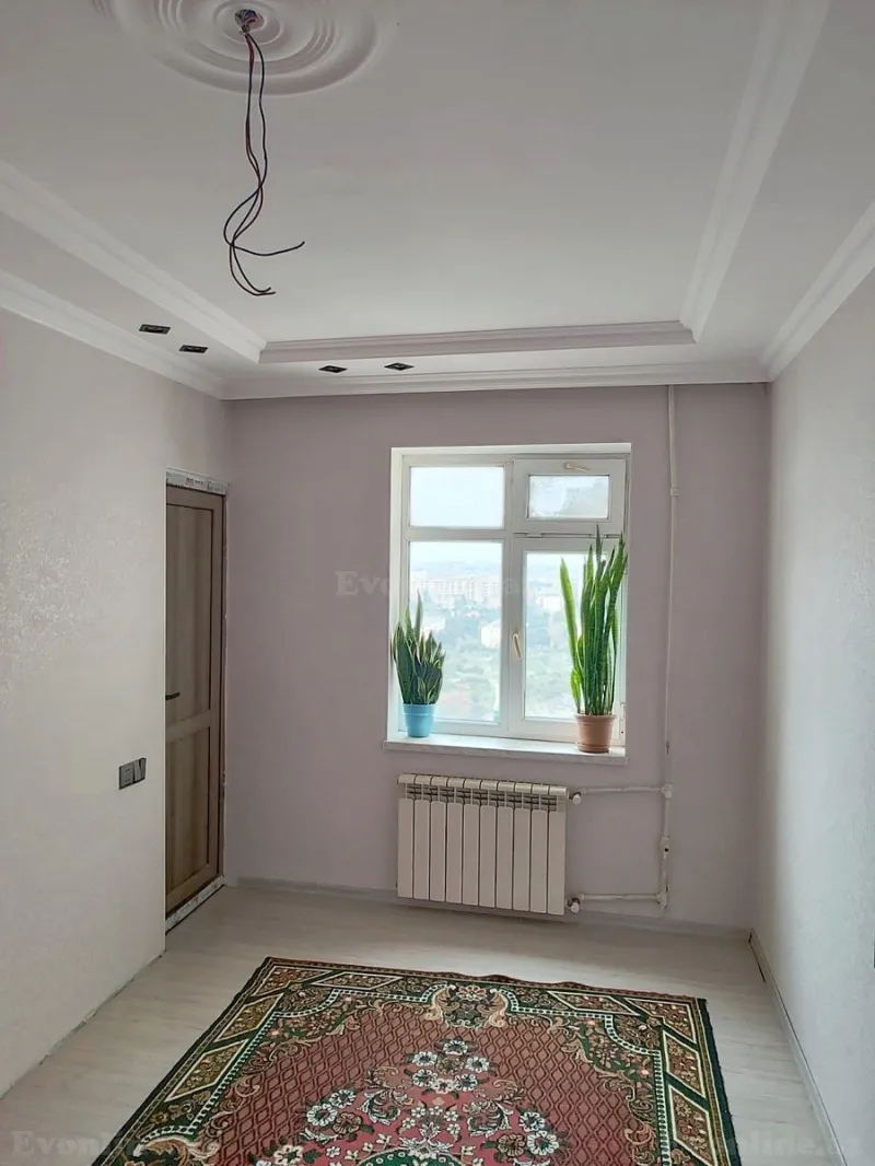 Satılır 4 otaqlı Mənzil Köhnə tikili 105 m² Neftçilər m. - şəkil 4