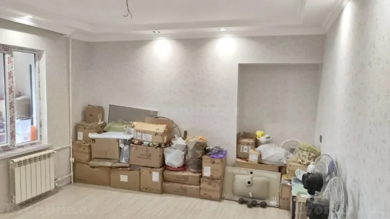 Satılır 4 otaqlı Mənzil Köhnə tikili 105 m² Neftçilər m. - şəkil 8