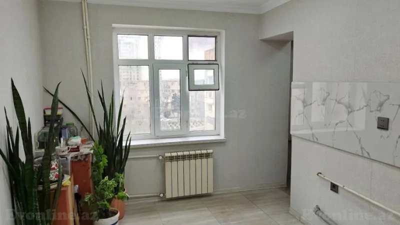 Satılır 4 otaqlı Mənzil Köhnə tikili 105 m² Neftçilər m. - şəkil 9