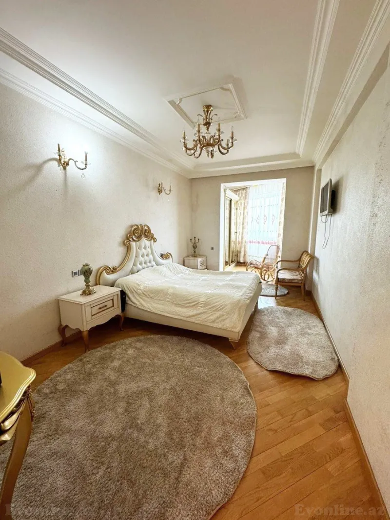 Satılır 4 otaqlı Mənzil Yeni tikili 175 m² Elmlər Akademiyası m. - şəkil 5