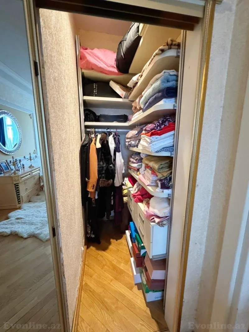 Satılır 4 otaqlı Mənzil Yeni tikili 175 m² Elmlər Akademiyası m. - şəkil 12