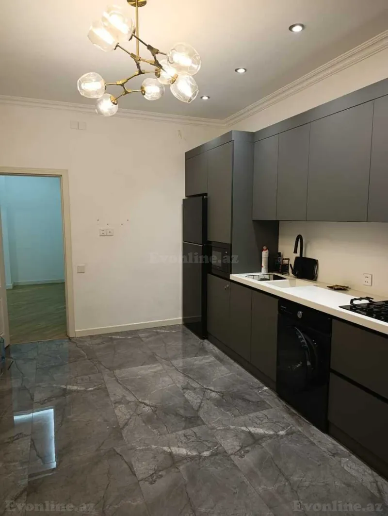 Satılır 2 otaqlı Mənzil Yeni tikili 110 m² İnşaatçılar m. - şəkil 7