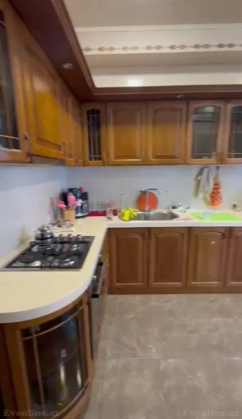 Satılır 3 otaqlı Mənzil Yeni tikili 170 m² Nəsimi r. - şəkil 6