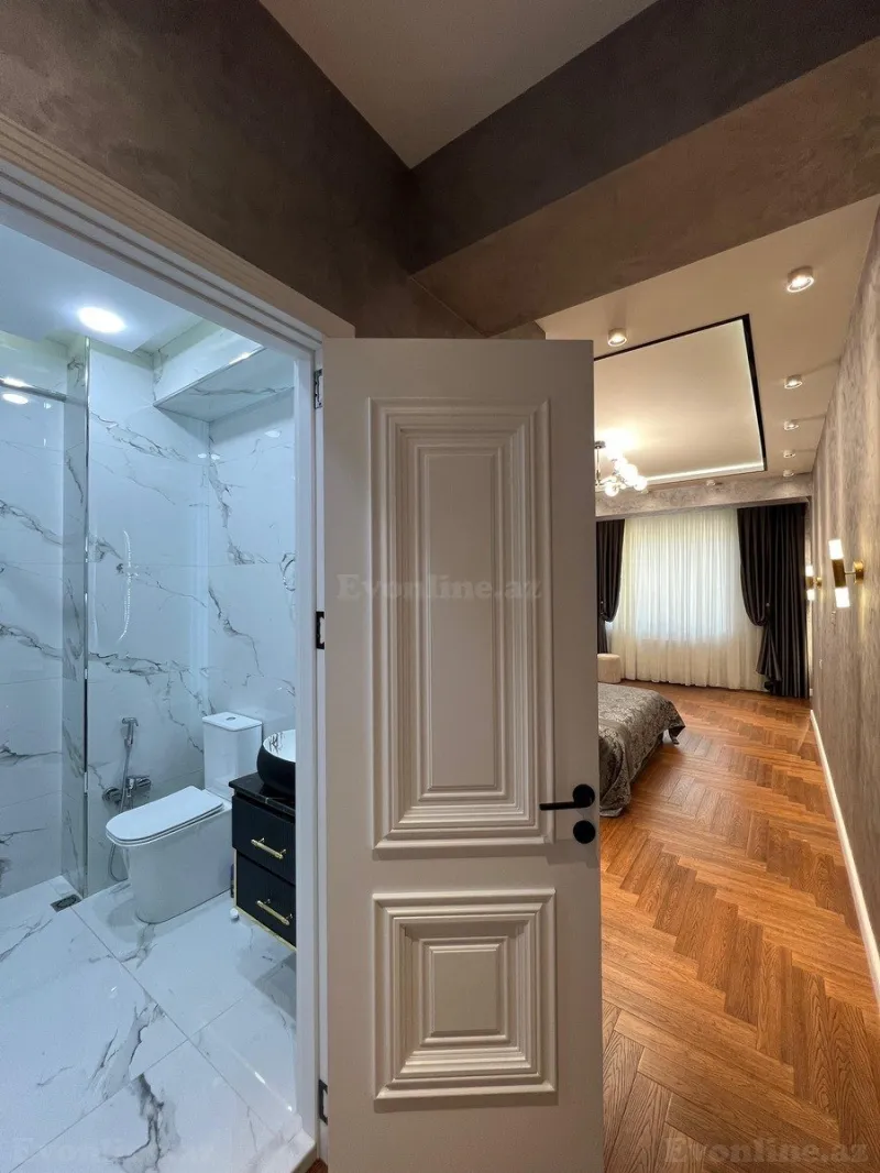 Satılır 3 otaqlı Mənzil Yeni tikili 137 m² 28 May m. - şəkil 9