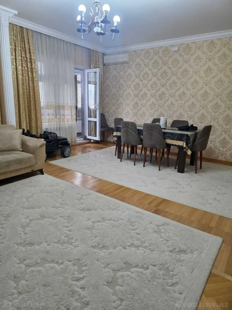 Satılır 4 otaqlı Mənzil Köhnə tikili 135 m² 6-cı mikrorayon - şəkil 2