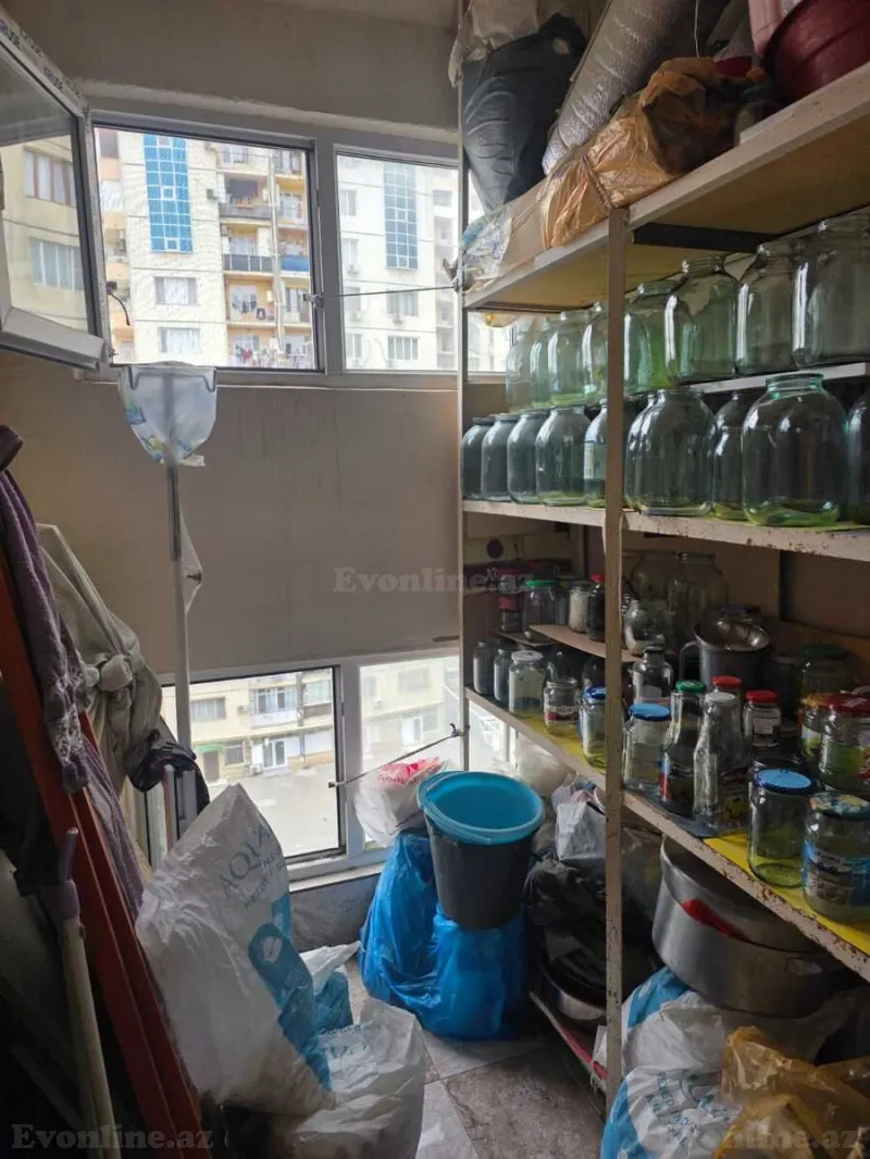 Satılır 4 otaqlı Mənzil Köhnə tikili 135 m² 6-cı mikrorayon - şəkil 8