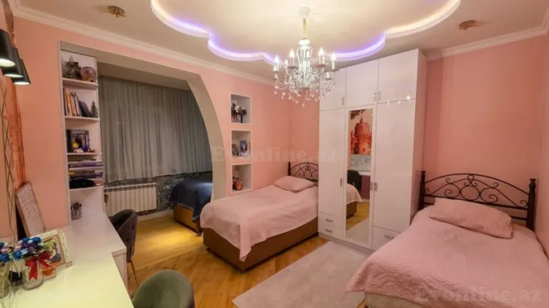 Satılır 3 otaqlı Mənzil Yeni tikili 134 m² İnşaatçılar m. - şəkil 9