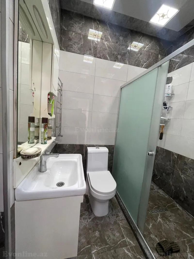 Satılır 2 otaqlı Mənzil Yeni tikili 80 m² Elmlər Akademiyası m. - şəkil 6