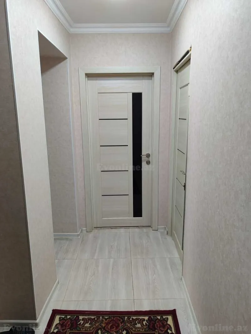 Satılır 4 otaqlı Mənzil Köhnə tikili 105 m² Neftçilər m. - şəkil 10