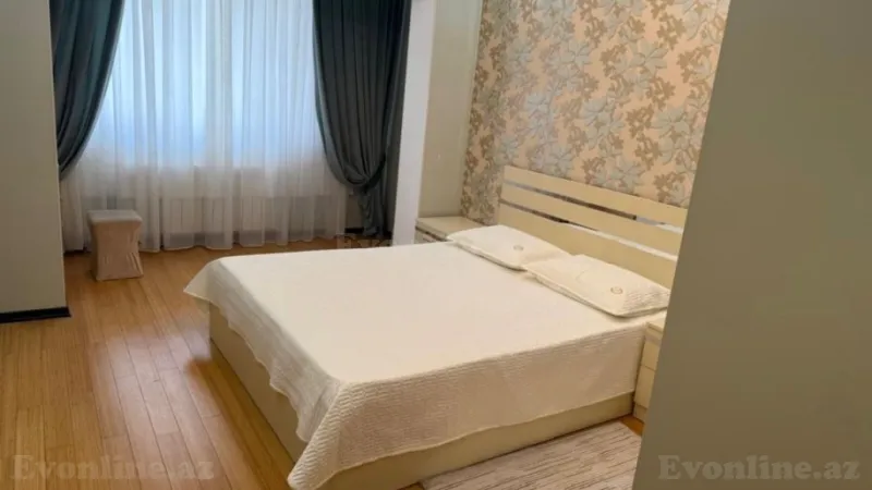 Bakı, Binəqədi r., Nəsimi m.da 2 otaqlı mənzil kirayə verilir