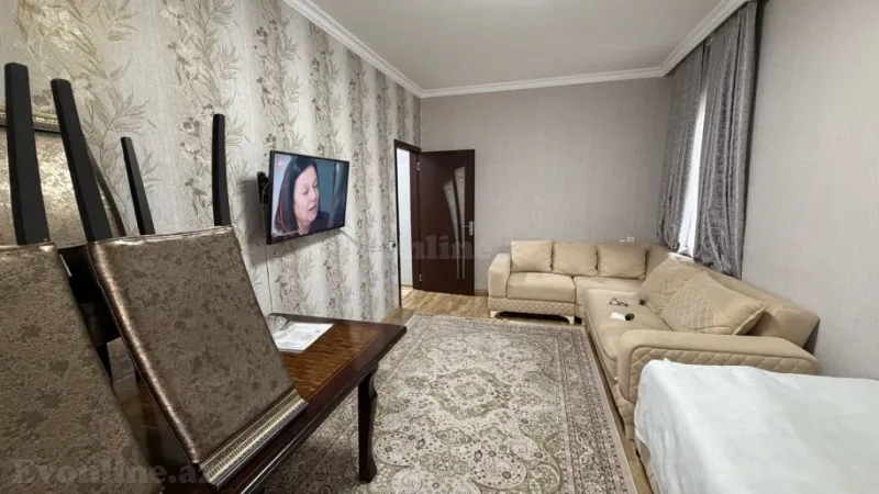 Satılır 2 otaqlı Mənzil Köhnə tikili 65 m² Yeni Yasamal - şəkil 3