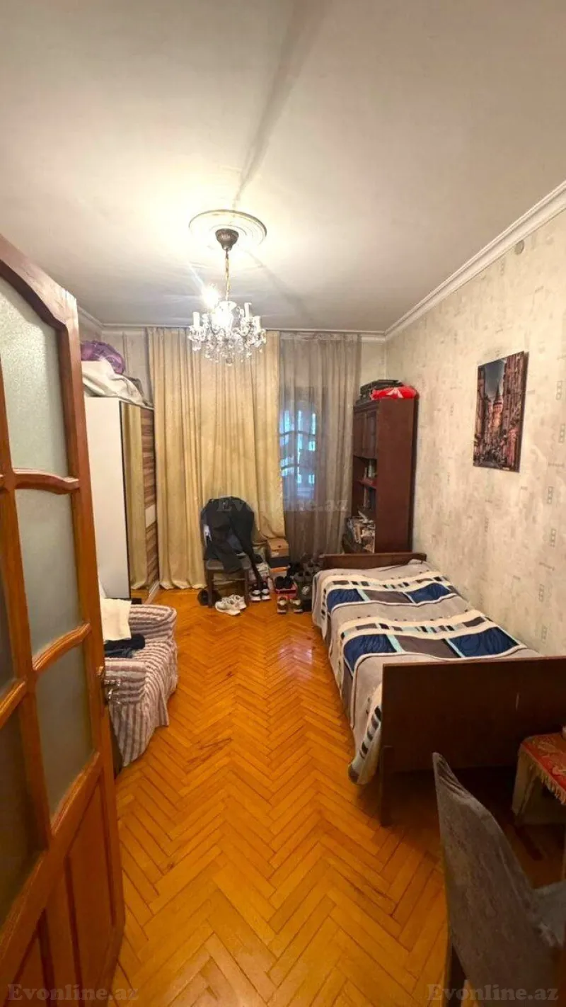 Satılır 3 otaqlı Mənzil Köhnə tikili 90 m² Nərimanov r. - şəkil 4