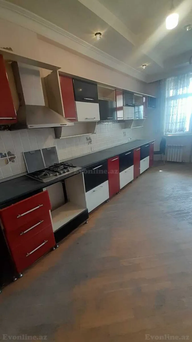Satılır 3 otaqlı Mənzil Yeni tikili 135 m² Yasamal - şəkil 2