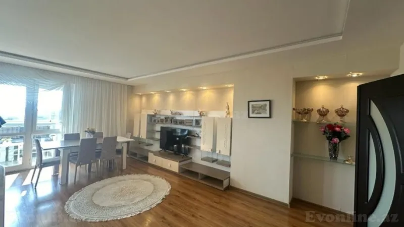 Kirayə verilir 3 otaqlı Mənzil Yeni tikili 139 m² Nəriman Nərimanov m.