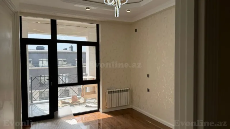Satılır 3 otaqlı Mənzil Yeni tikili 100 m² 28 May m.