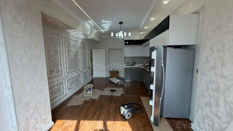 Satılır 3 otaqlı Mənzil Yeni tikili 100 m² 28 May m. - şəkil 3