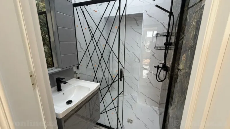 Satılır 3 otaqlı Mənzil Yeni tikili 100 m² 28 May m. - şəkil 16