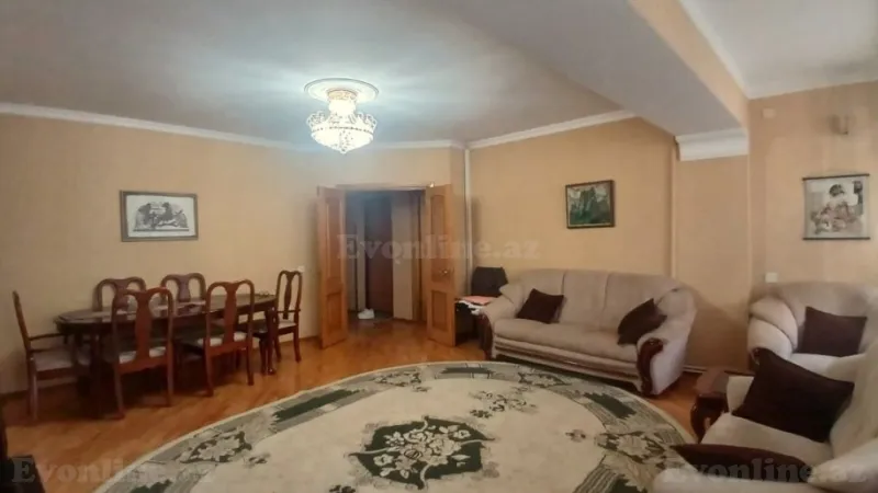 Satılır 3 otaqlı Mənzil Köhnə tikili 90 m² 28 May m. - şəkil 2