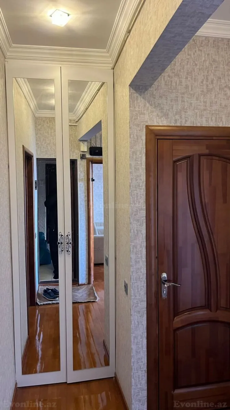 Kirayə verilir 2 otaqlı Mənzil Köhnə tikili 60 m² Həzi Aslanov m. - şəkil 3