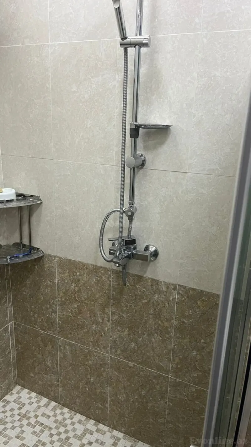 Kirayə verilir 2 otaqlı Mənzil Köhnə tikili 60 m² Həzi Aslanov m. - şəkil 10