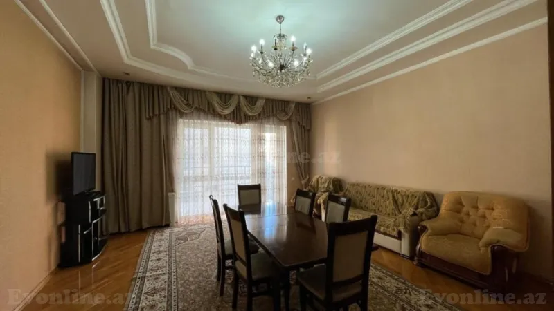 Kirayə verilir 3 otaqlı Mənzil Yeni tikili 145 m² 8 Noyabr m.