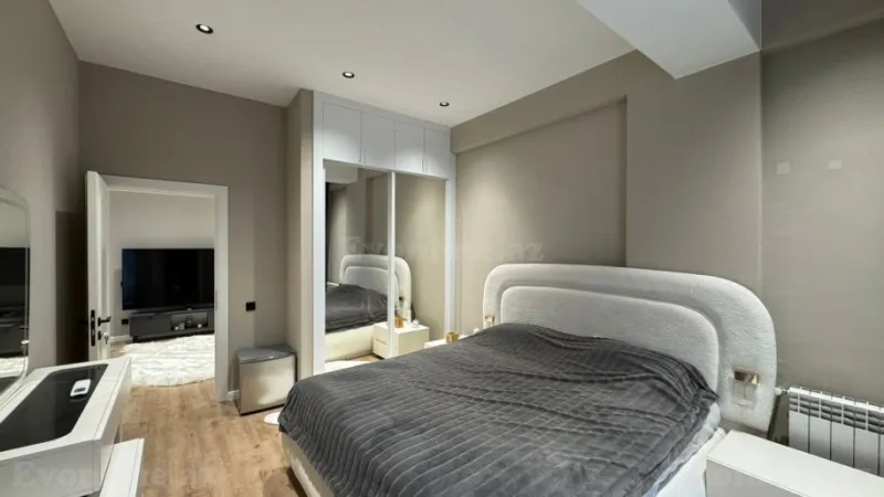 Satılır 2 otaqlı Mənzil Yeni tikili 80 m² Koroğlu m. - şəkil 10